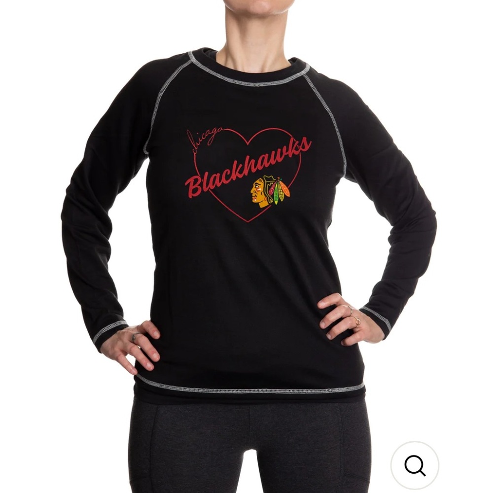 NWT Chicago Blackhawks Long Sleeve